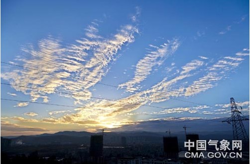 云南昆明出现秋季连阴雨天气