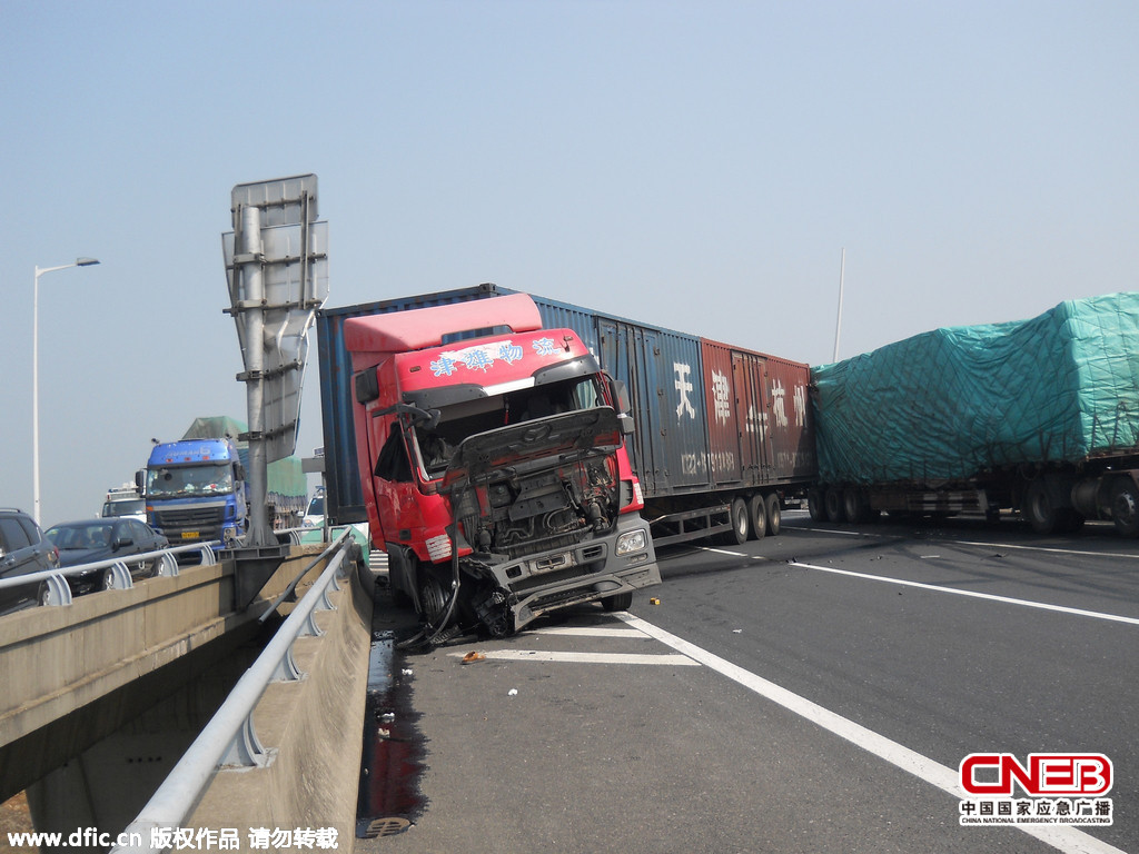 圖為事故貨車